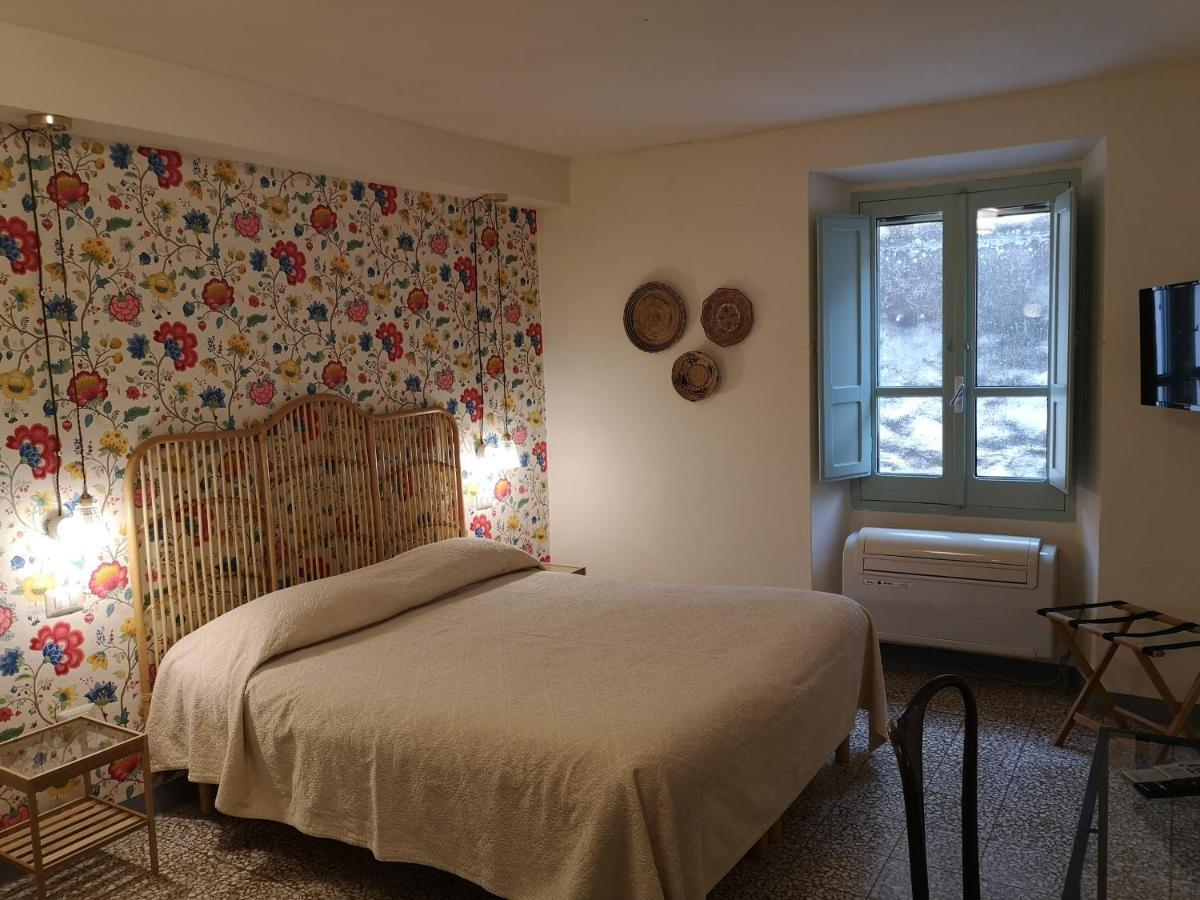 ホテル Casa Pagio ボーザ エクステリア 写真